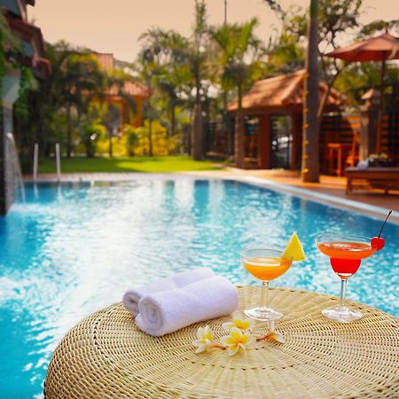 מנדלאי Ayarwaddy River View Hotel מראה חיצוני תמונה