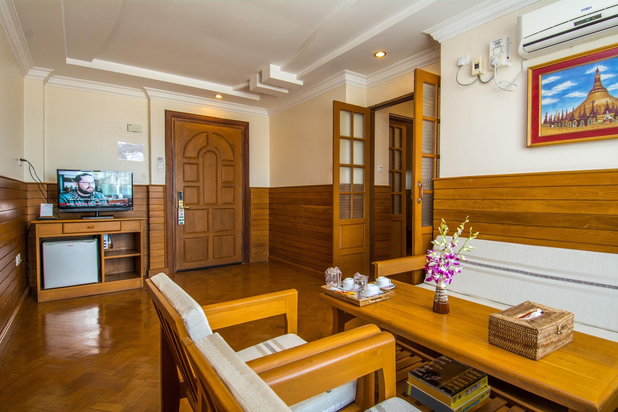 מנדלאי Ayarwaddy River View Hotel מראה חיצוני תמונה