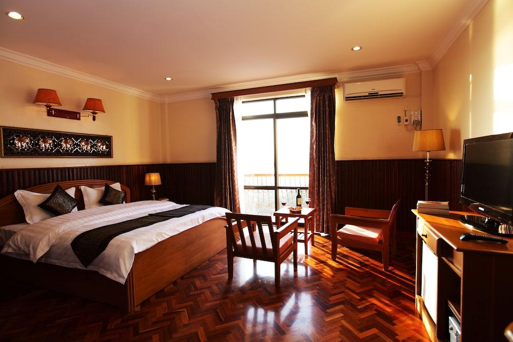 מנדלאי Ayarwaddy River View Hotel מראה חיצוני תמונה