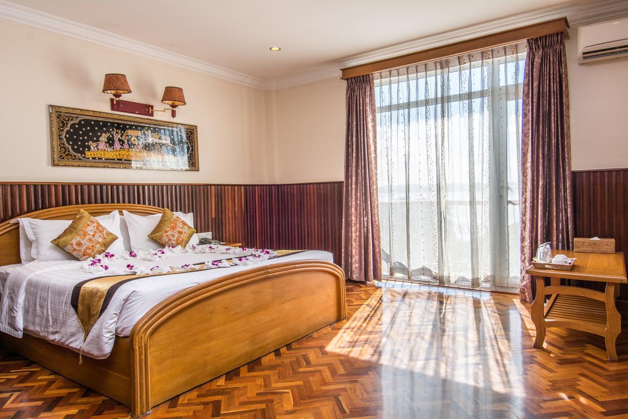 מנדלאי Ayarwaddy River View Hotel מראה חיצוני תמונה