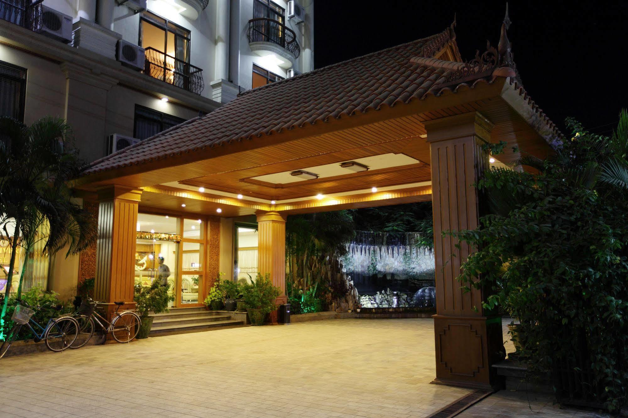 מנדלאי Ayarwaddy River View Hotel מראה חיצוני תמונה