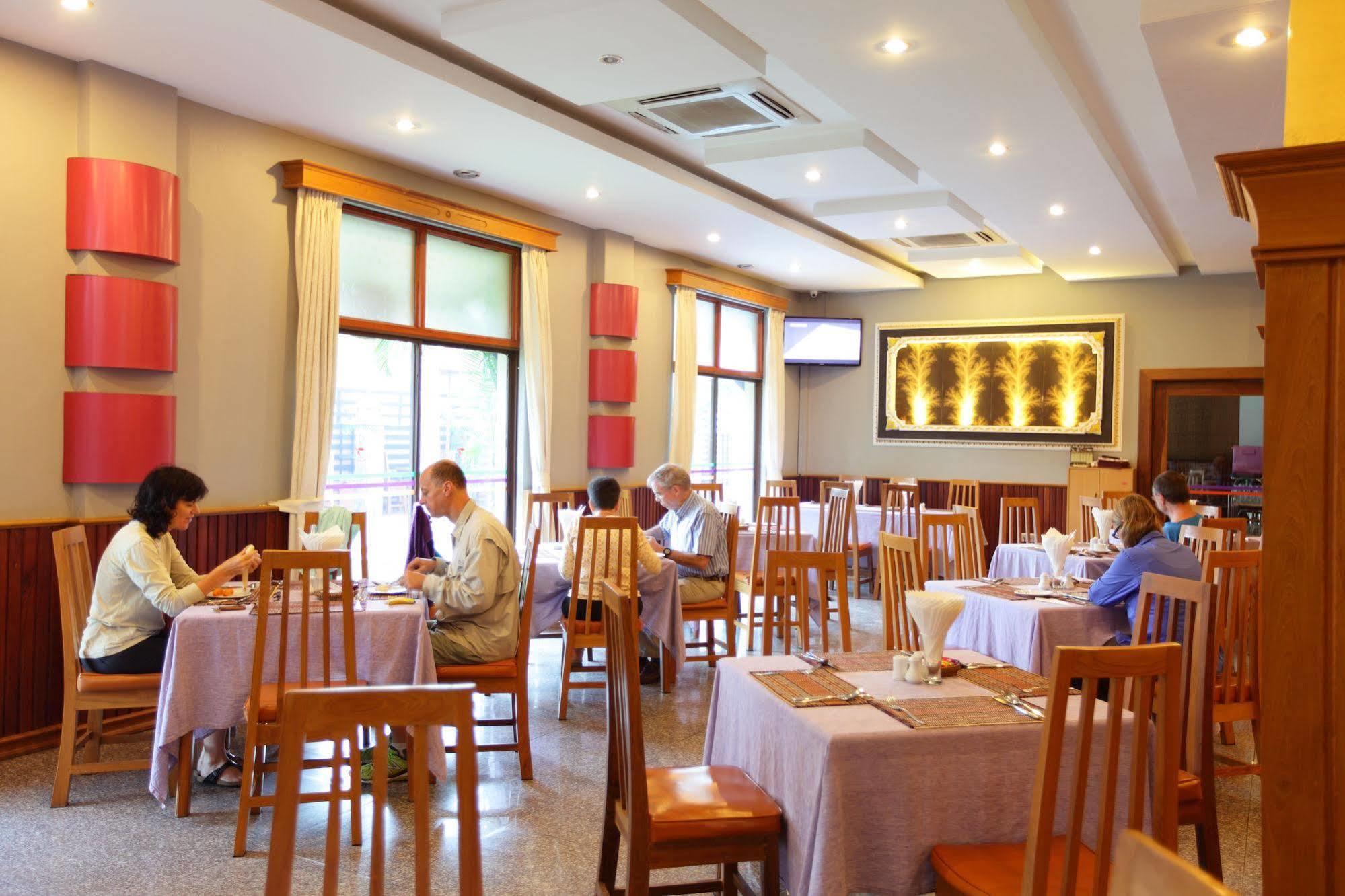 מנדלאי Ayarwaddy River View Hotel מראה חיצוני תמונה
